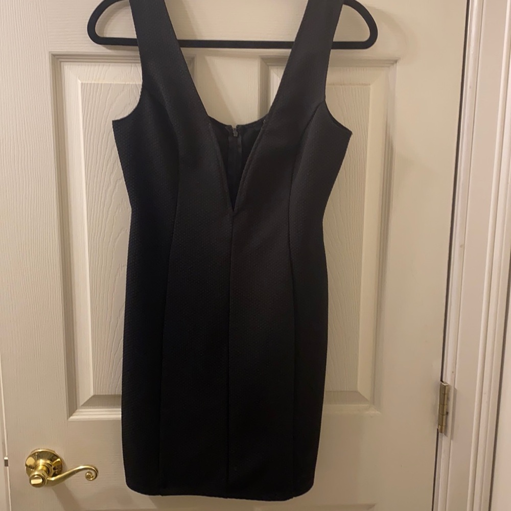 ⭐️ Black Forever 21 v-neck dress M